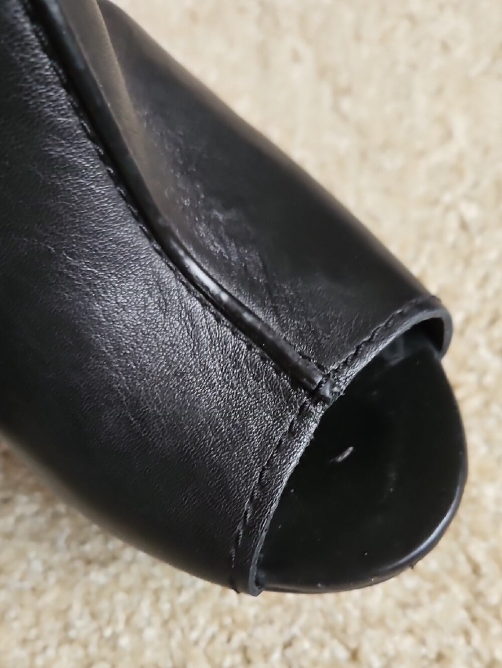 Guess Size 8.5 Women's Black Heels - Picture 5 of 11